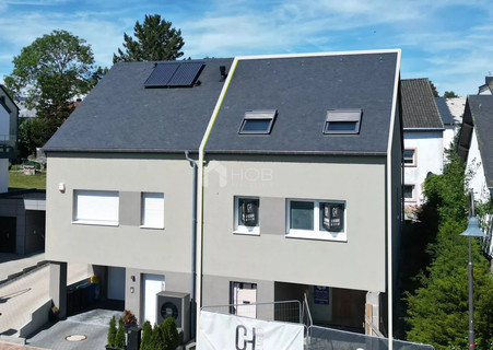 Moradia geminada com 3 quarto(s) para venda em Weicherdange