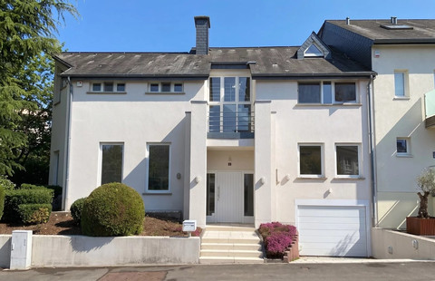 Moradia geminada com 5 quarto(s) para alugar em Luxembourg-Belair