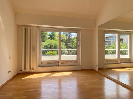 Moradia geminada com 5 quarto(s) para alugar em Luxembourg-Belair
