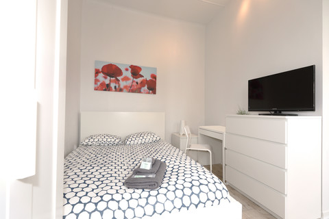Bedroom with 7 bedroom(s) to rent in Crauthem