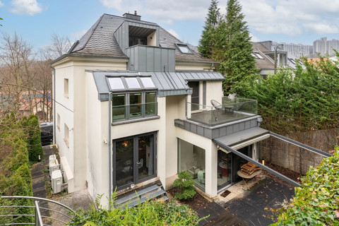 Villa with 4 bedroom(s) to sell in Luxembourg-Weimerskirch