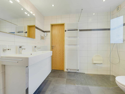 Moradia com 5 quarto(s) para venda em Luxembourg