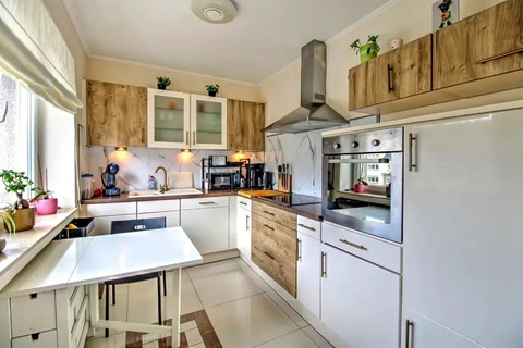 Moradia geminada com 4 quarto(s) para venda em Niederkorn