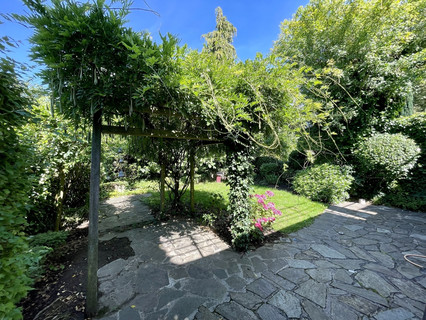 Moradia geminada com 4 quarto(s) para alugar em Luxembourg-Limpertsberg