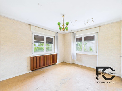 House with 6 bedroom(s) to sell in Mont-Saint-Martin