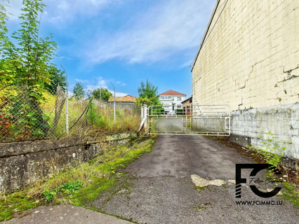 House with 6 bedroom(s) to sell in Mont-Saint-Martin