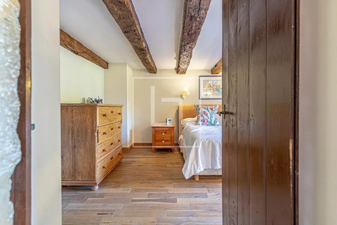 House with 7 bedroom(s) to sell in Schrassig