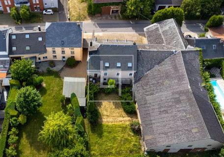 House with 7 bedroom(s) to sell in Schrassig
