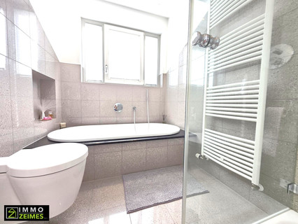 Moradia individual com 6 quarto(s) para venda em Irrel