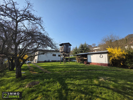 Moradia com 6 quarto(s) para venda em Bollendorf