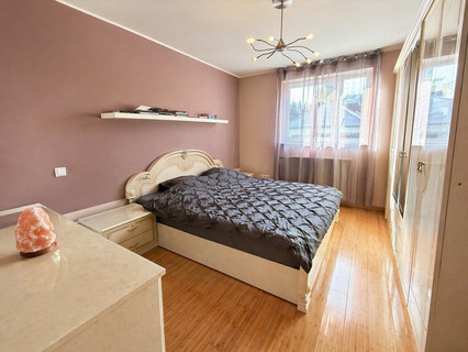 Joint house with 4 bedroom(s) to sell in Bettendorf