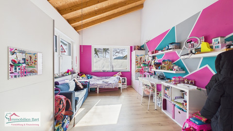 Moradia com 4  quarto(s) para venda em Saarburg