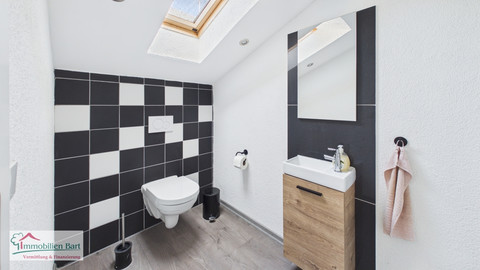 Moradia com 4  quarto(s) para venda em Saarburg