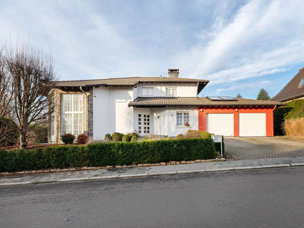 House with 5 bedroom(s) to sell in Bergem