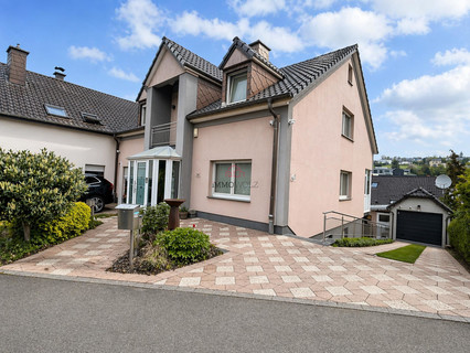 Maison 7 chambre(s) à vendre à Wiltz