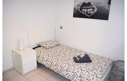 Quarto com 4 quarto(s) para alugar em Luxembourg-Gasperich