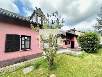 Maison 6 chambre(s) à vendre à Eischen