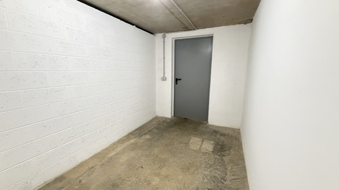 Warehouse/storage area to rent in Luxembourg-Gasperich