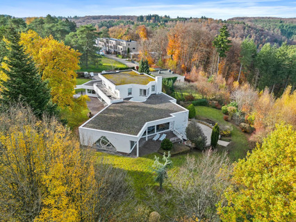 Villa with 5 bedroom(s) to sell in Bridel