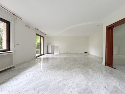 Moradia individual com 4 quarto(s) para venda em Bertrange