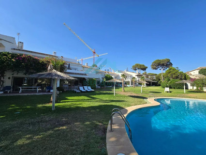 House with 3 bedroom(s) to sell in Marbella