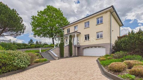 Villa with 3 bedroom(s) to sell in Capellen