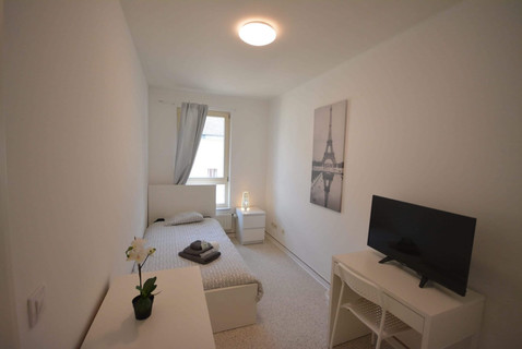 Bedroom with 1 bedroom(s) to rent in Eich