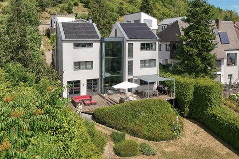 Villa with 4 bedroom(s) to sell in Lenningen