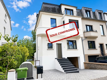 Haus 4 Zimmer zu verkaufen in Bereldange