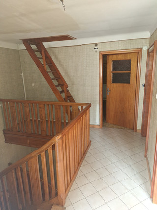 Maison 5 chambre(s) à vendre à Differdange