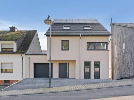 House with 4 bedroom(s) to sell in Moersdorf