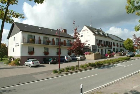 Food & Drink/Hotel to sell in Scheidgen