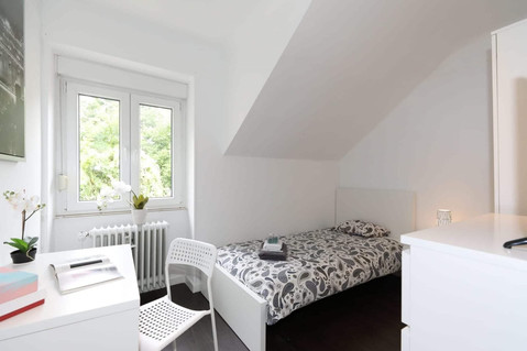 Quarto com 1 quarto(s) para alugar em Eich