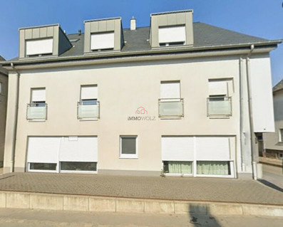 Premises for liberal occupations to sell in Hosingen