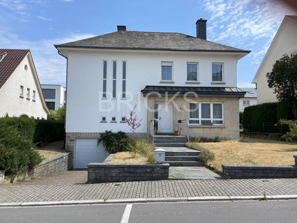 House with 4 bedroom(s) to sell in Howald