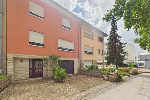 Maison mitoyenne 4 chambre(s) à vendre à Luxembourg-Neudorf