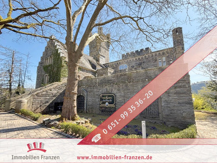 Garden - Pond - Forest with 7 bedroom(s) to sell in Serrig