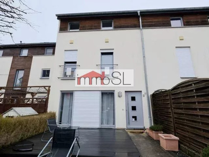 Semi-detached with 4 bedroom(s) to sell in Everlange