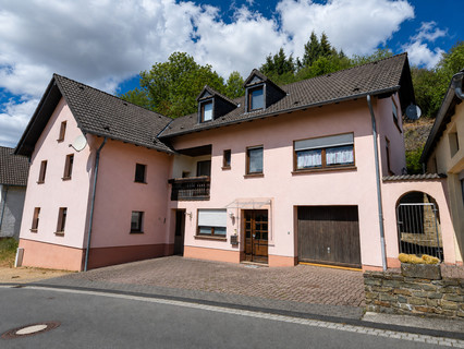 Maison 3 chambre(s) à vendre à Plütscheid