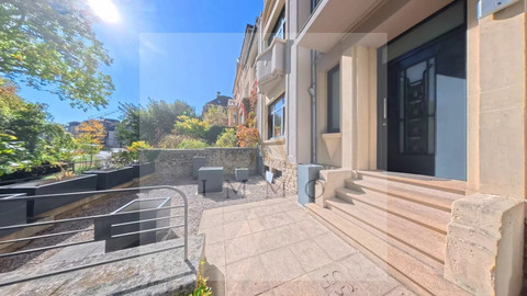 Maison jumelée 4 chambre(s) à vendre à Luxembourg
