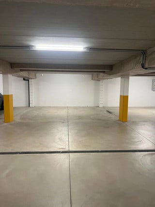 Garagem para alugar em Schieren