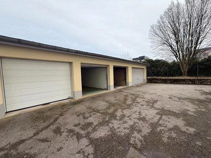 Lagerplatz zu verkaufen in Strassen