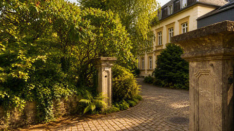 Haus 8 Zimmer zu verkaufen in Mamer