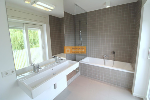 Moradia com 4 quarto(s) para alugar em Luxembourg-Belair